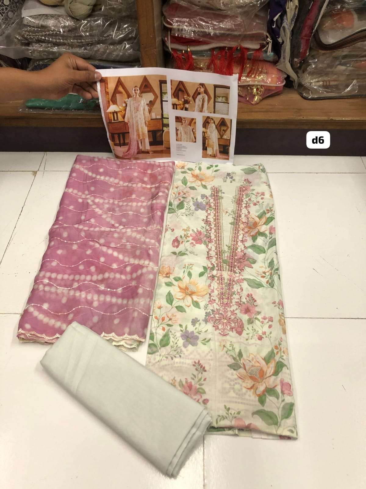 Ruhay Sukhan Open pic by Guljee